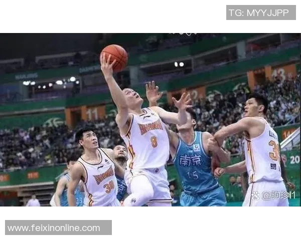 赛后分析：深圳篮球队与武汉篮球队的精彩对决及战术反思